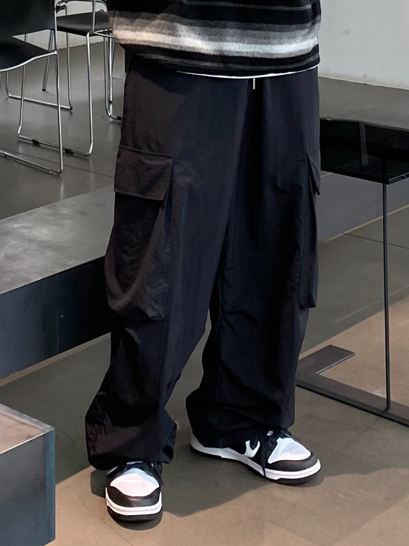 Cargo wide jogger pants