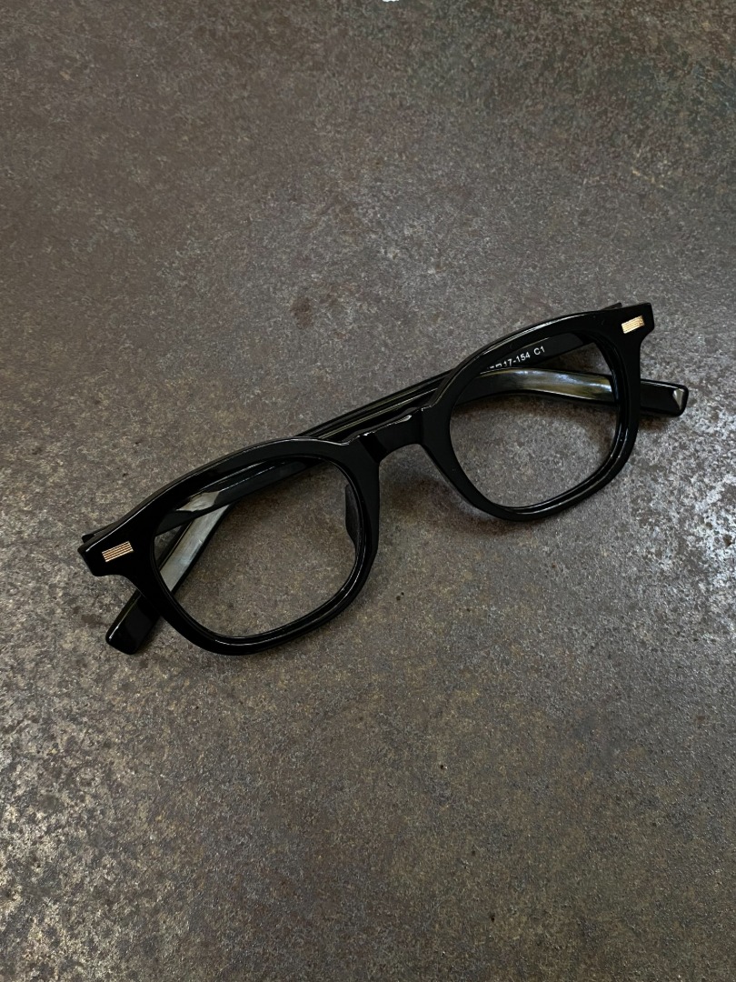 Angle black glasses / 당일발송